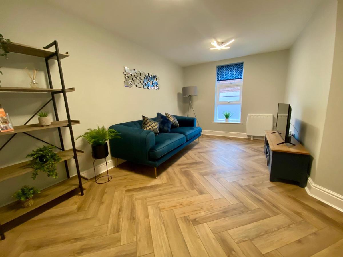 Superb City Centre Apartment Within The City Walls York Bagian luar foto